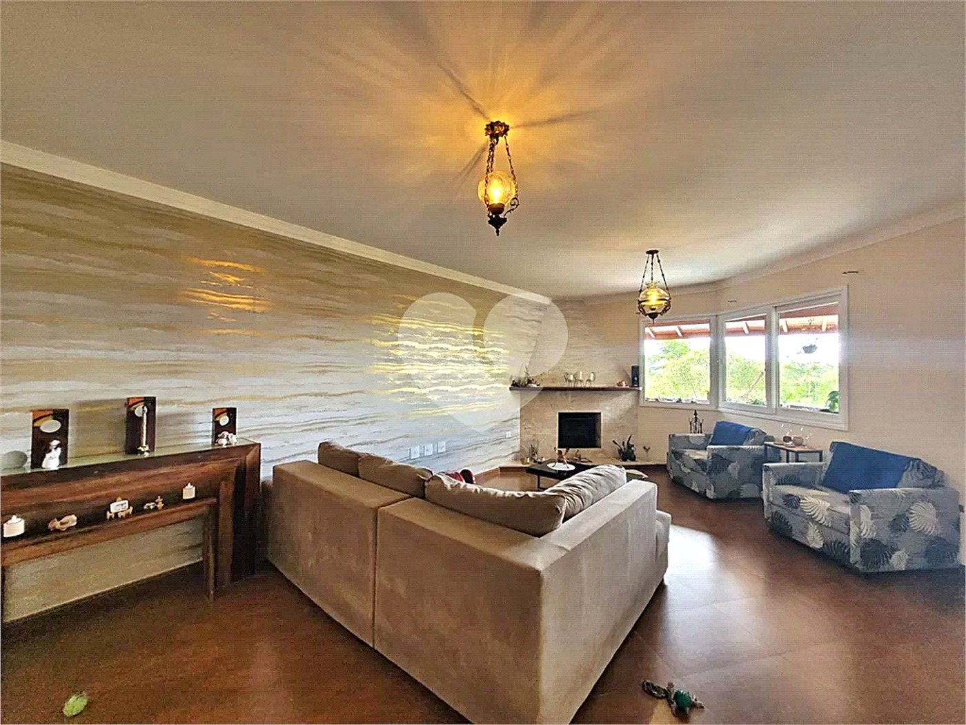 Casa à venda com 3 suítes no condomínio Cantareira, Mairiporã - SP