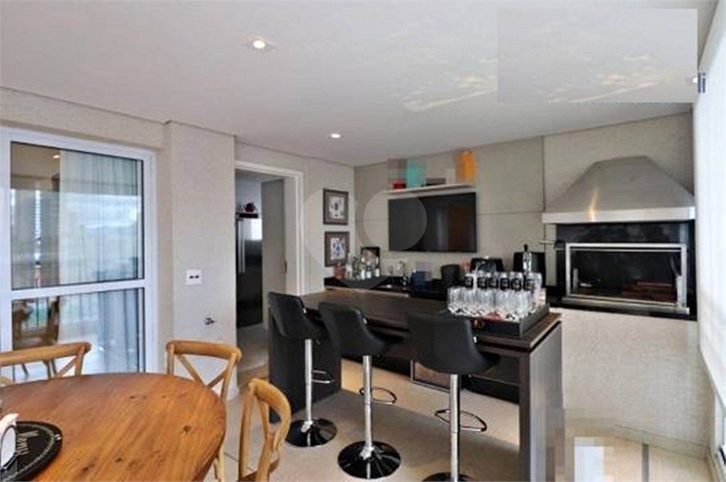 Apartamento à venda ou para alugar com 4 suítes em Santa Teresinha, São Paulo, SP