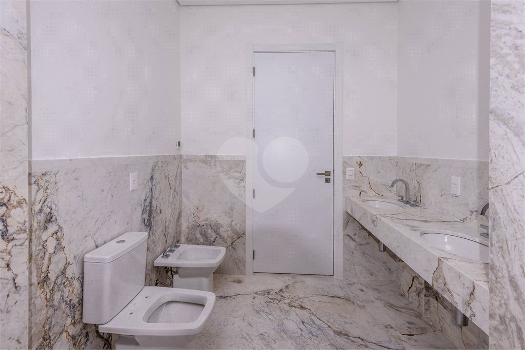 Apartamento à venda com 4 suítes em Vila Mariana, São Paulo, SP