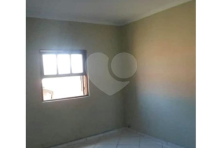 Casa à venda com 2 quartos em Corrupira, Jundiaí, SP