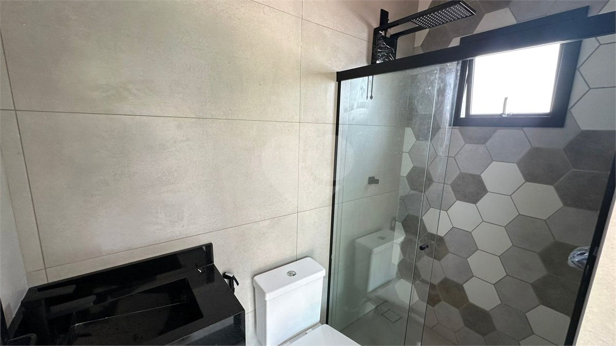 Casa à venda com 4 quartos, sendo 3 suítes, em Condomínio Terras de Santa Cruz, Bragança Paulista, SP