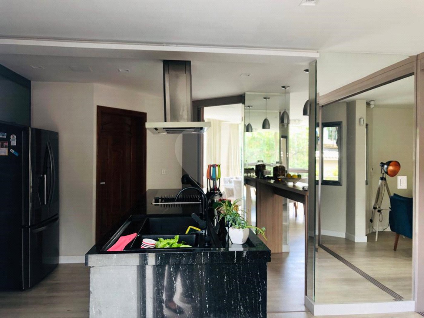 Sobrado à venda com 3 suítes em Tremembé, São Paulo, SP
