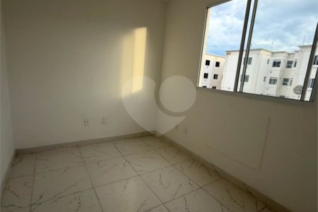 Apartamento à venda com 2 quartos em Guaratiba, Rio de Janeiro, RJ