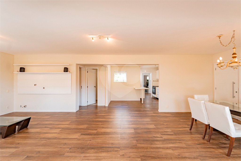 Apartamento à venda com 3 suítes em Vila Mascote, São Paulo, SP