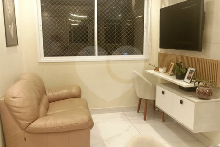 Apartamento à venda com 2 quartos em Santa Teresinha, São Paulo, SP