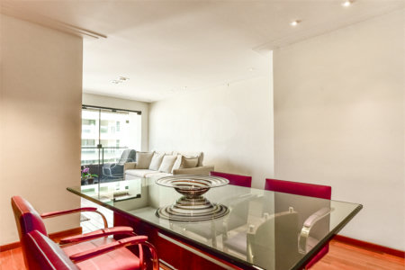Apartamento à venda com 2 quartos, sendo 1 suíte, em Brooklin, São Paulo, SP