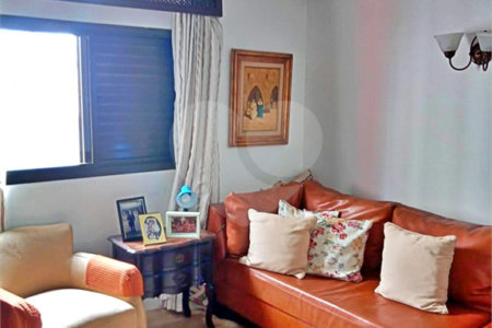 Apartamento à venda com 4 quartos, sendo 3 suítes, em Indianópolis, São Paulo, SP