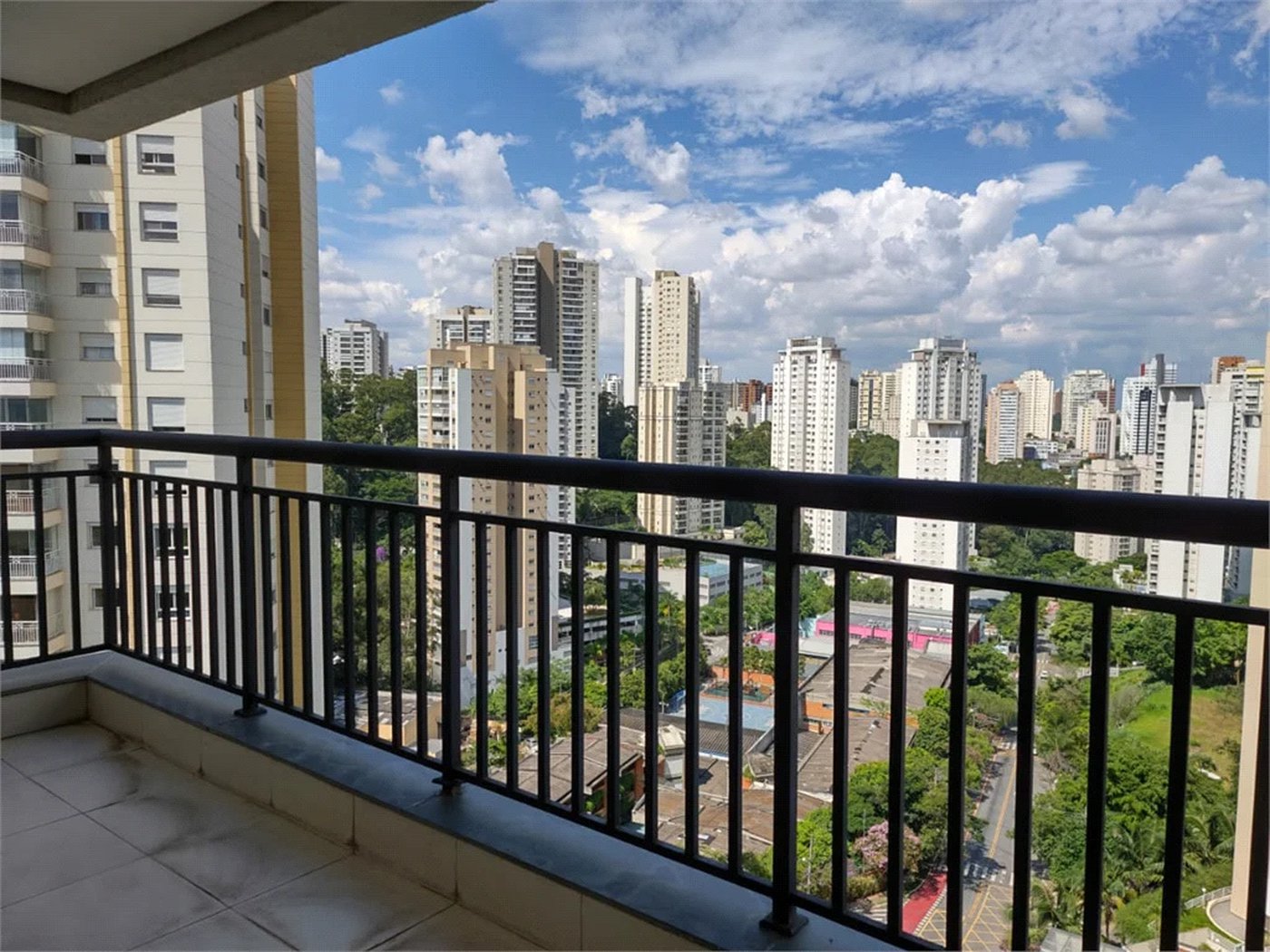 Apartamento à venda com 2 suítes em Vila Andrade, São Paulo, SP