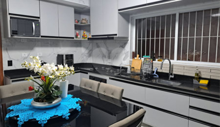 Sobrado à venda com 2 quartos em Jaraguá, São Paulo, SP