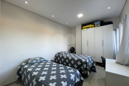 Casa à venda com 4 quartos, sendo 1 suíte, em Jardim Residencial Villa Amato, Sorocaba, SP
