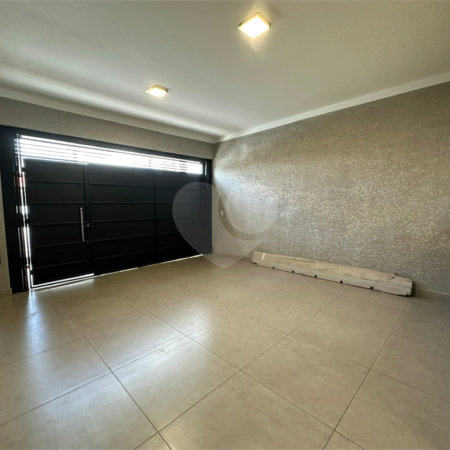Casa à venda com 3 quartos, sendo 1 suíte, em Vila Carolina, Itapetininga, SP