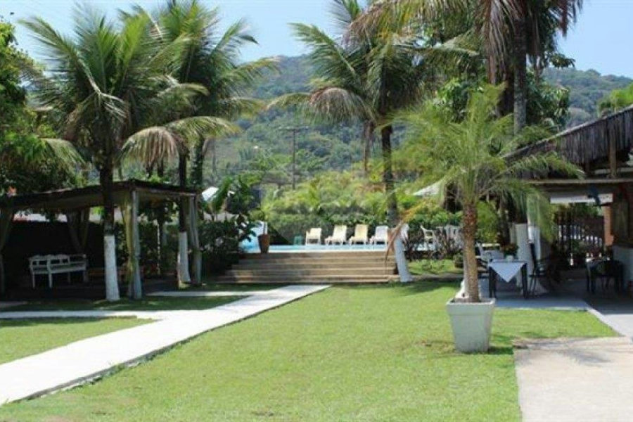 Sobrado à venda com 14 suítes em Jardim Enseada, Guarujá, SP