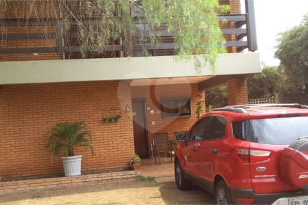 Casa à venda com 3 quartos, sendo 1 suíte, em Jardim Zavanella, Araraquara, SP