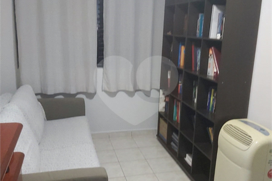 Casa de Vila à venda com 4 quartos, sendo 1 suíte, em Vila Medeiros, São Paulo, SP