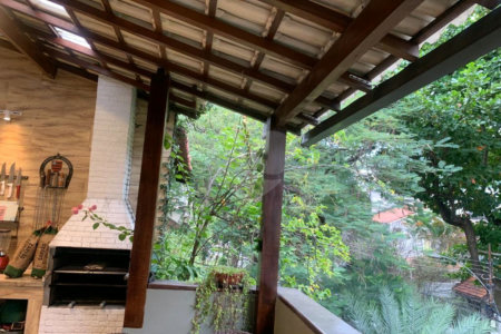 Casa à venda com 5 quartos, sendo 1 suíte, em Grajaú, Rio de Janeiro, RJ