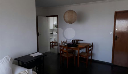 Apartamento à venda com 3 quartos, sendo 1 suíte,  em Chácara Santo Antônio, São Paulo, SP