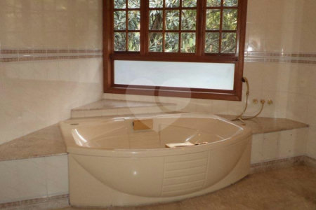 Casa à venda com 4 suítes no condomínio Jatoba, São Paulo - SP