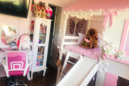 Casa à venda com 3 quartos, sendo 1 suíte, no condomínio Residencial Patrimônio do Carmo, São Roque - SP