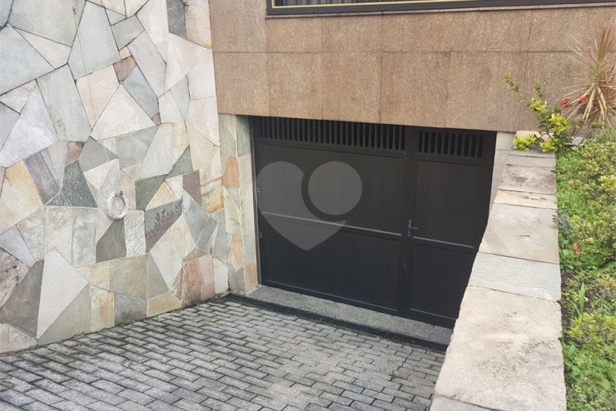 Casa Térrea à venda com 3 quartos, sendo 1 suíte, em Vila Constança, São Paulo, SP
