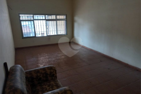 Casa à venda com 2 quartos em Vila Mazzei, São Paulo, SP