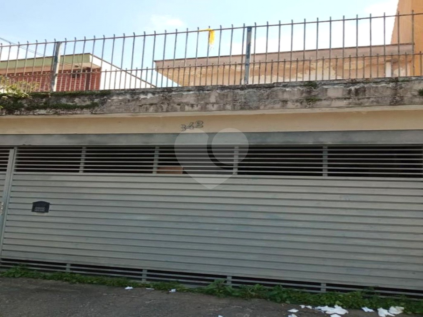 Exccelente imóvel totalmente reformado com 03 Dormts, 01 Suíte e 02 vagas.