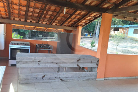 Chácara à venda ou para alugar com 3 quartos, sendo 1 suíte,  em Parque Residencial Itapeti, Mogi das Cruzes, SP