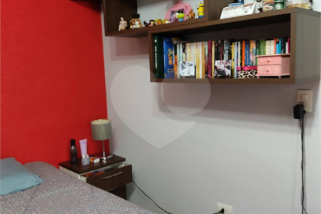 Sobrado à venda com 3 quartos, sendo 1 suíte, em Jardim Franca, São Paulo, SP
