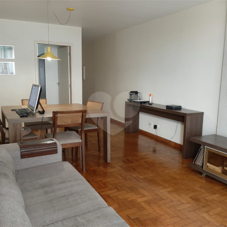 Apartamento à venda com 3 quartos, sendo 1 suíte, em Vila Mariana, São Paulo, SP