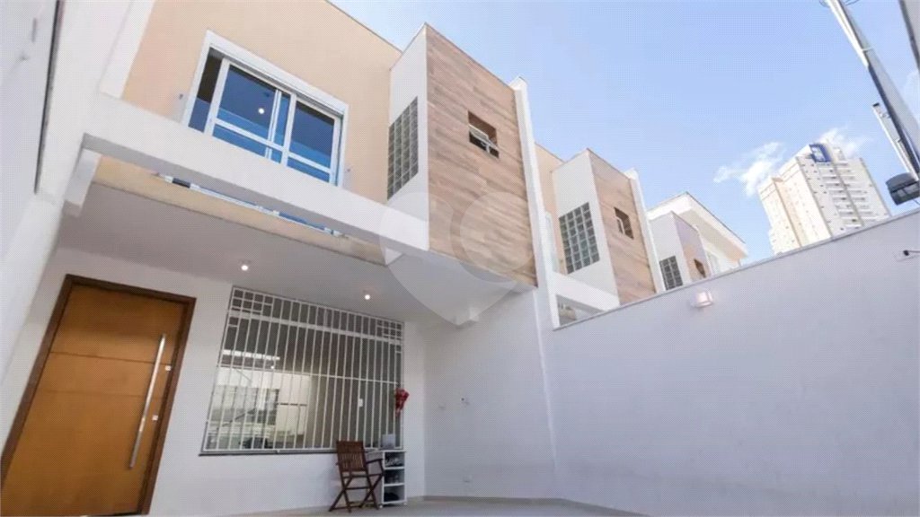 Sobrado à venda com 3 quartos, sendo 1 suíte, em Vila Firmiano Pinto, São Paulo, SP