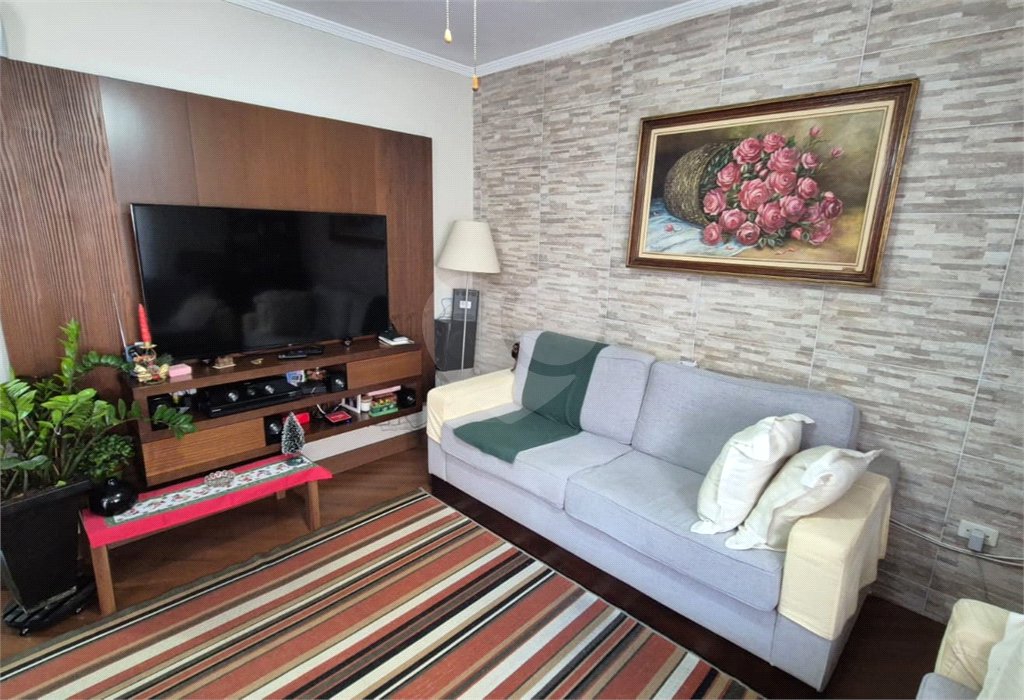 Casa à venda com 3 quartos, sendo 1 suíte, no condomínio Indefinido_ernani Pinto_439, São Paulo - SP
