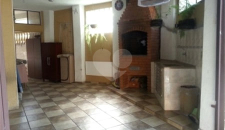 Sobrado à venda com 3 quartos, sendo 1 suíte,  em Vila Mariana, São Paulo, SP