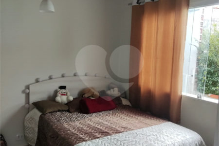 Sobrado à venda com 3 quartos, sendo 1 suíte, em Chácara Monte Alegre, São Paulo, SP