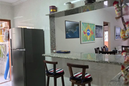 Apartamento à venda com 2 quartos, sendo 1 suíte,  em Canto do Forte, Praia Grande, SP