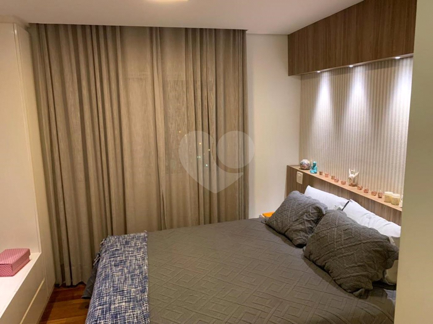 Apartamento à venda com 3 suítes em Vila Oliveira, Mogi das Cruzes, SP