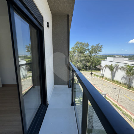 Casa à venda ou para alugar com 3 suítes no condomínio Mont Blanc Village, Vinhedo - SP