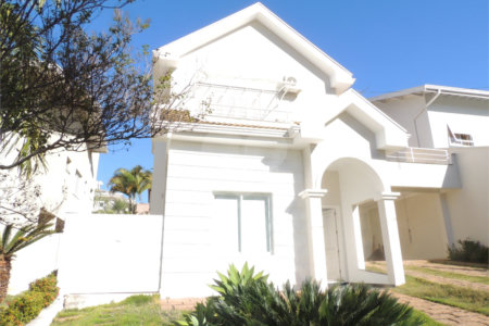 Casa para Locação no Condomínio Recanto dos Paturis em Vinhedo/SP