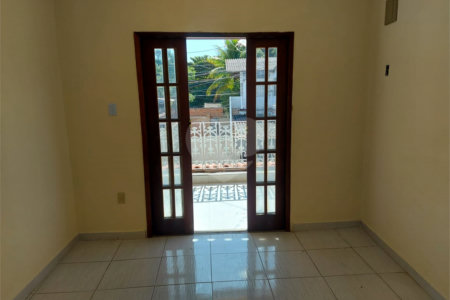 Casa à venda com 3 quartos, sendo 1 suíte, em Campo Grande, Rio de Janeiro, RJ