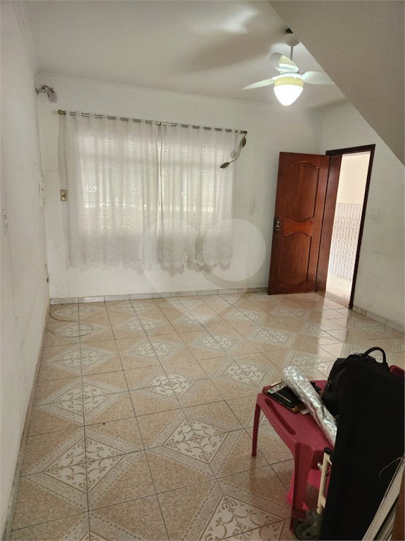 Sobrado à venda com 3 quartos em Vila Dalila, São Paulo, SP
