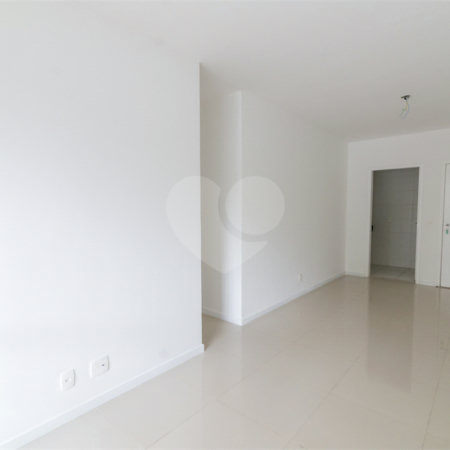 Apartamento à venda com 3 quartos, sendo 1 suíte,  em Vila Isabel, Rio de Janeiro, RJ