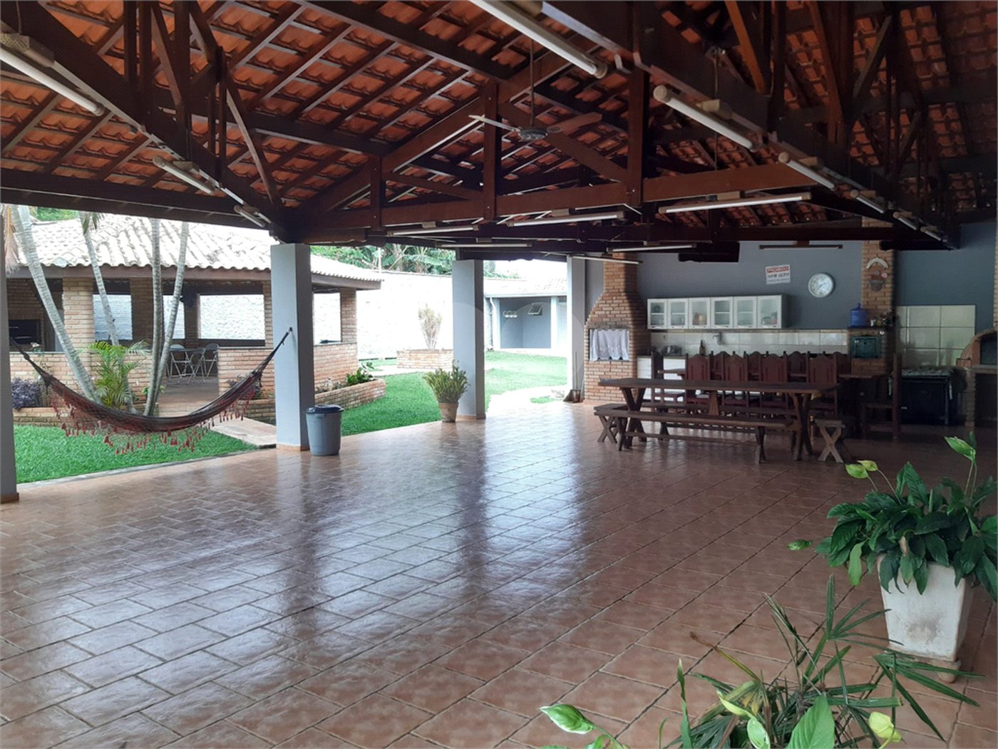 Chácara à venda com 5 quartos, sendo 4 suítes, em Micai, Salto, SP