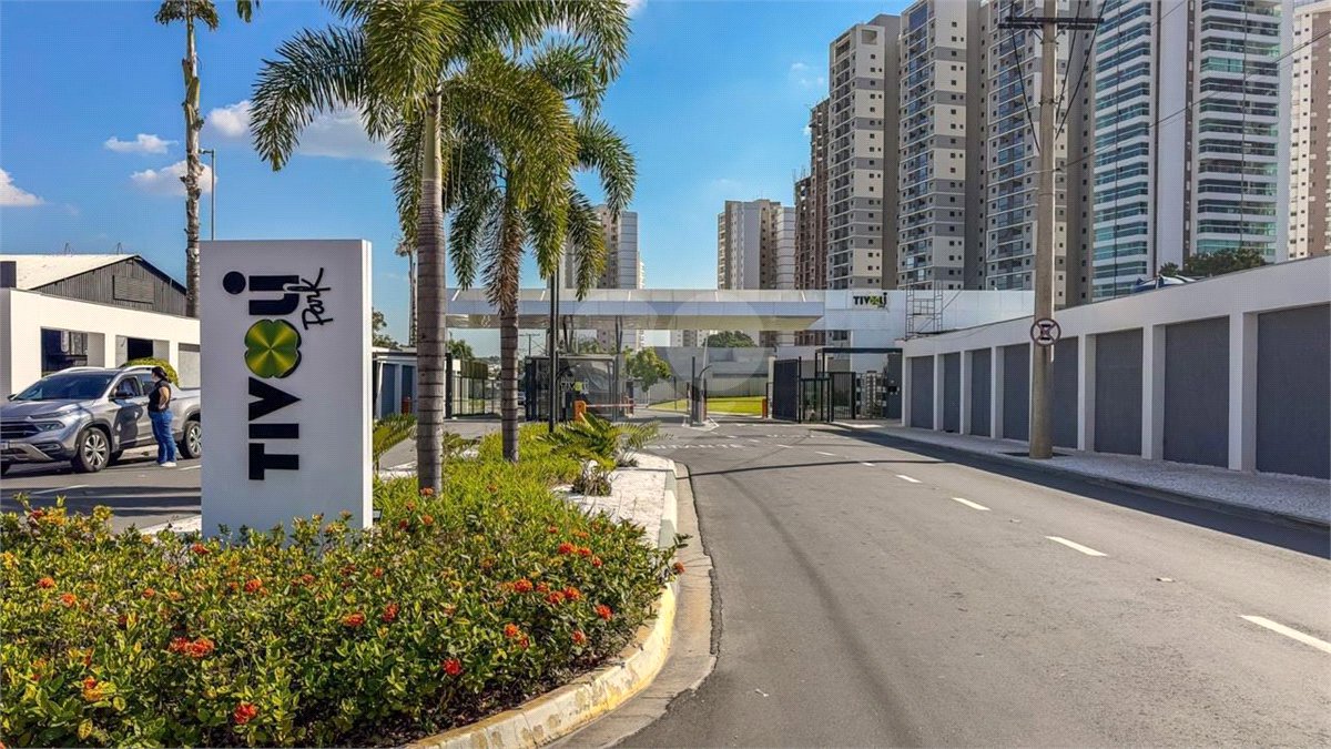 Casa à venda com 4 suítes no condomínio Tivoli, Sorocaba - SP
