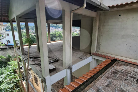 Casa à venda com 5 quartos em Santíssimo, Rio de Janeiro, RJ