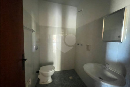 Casa à venda com 5 quartos, sendo 1 suíte, no Centro, Itapetininga, SP
