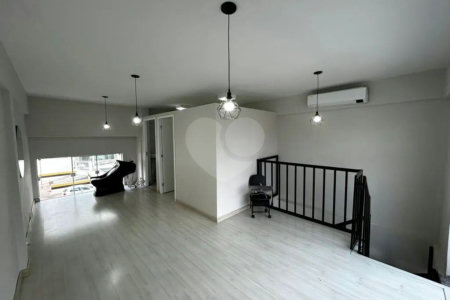 Prédio comercial á venda, com 88m2, em São Carlos-SP.