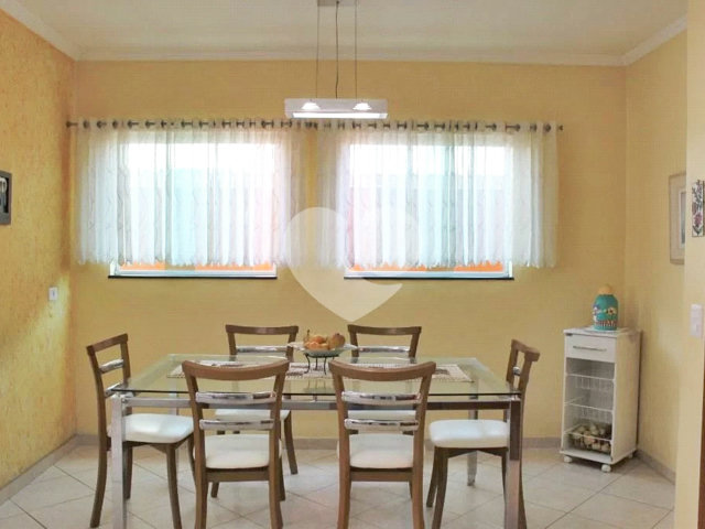 Sobrado à venda com 3 quartos, sendo 1 suíte,  em Vila Formosa, São Paulo, SP