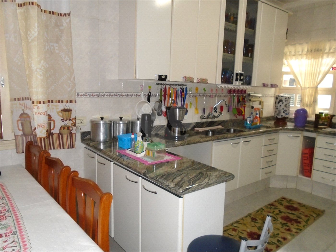 Sobrado à venda com 3 quartos, sendo 1 suíte,  em Santo Amaro, São Paulo, SP