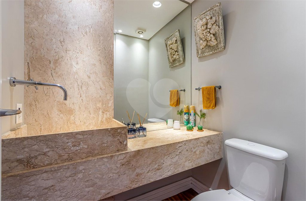 Apartamento à venda com 4 quartos, sendo 3 suítes,  em Real Parque, São Paulo, SP