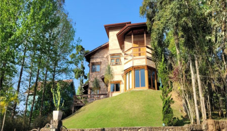 Casa à venda com 4 quartos, sendo 2 suítes,  no condomínio Alpes da Cantareira, Mairiporã - SP