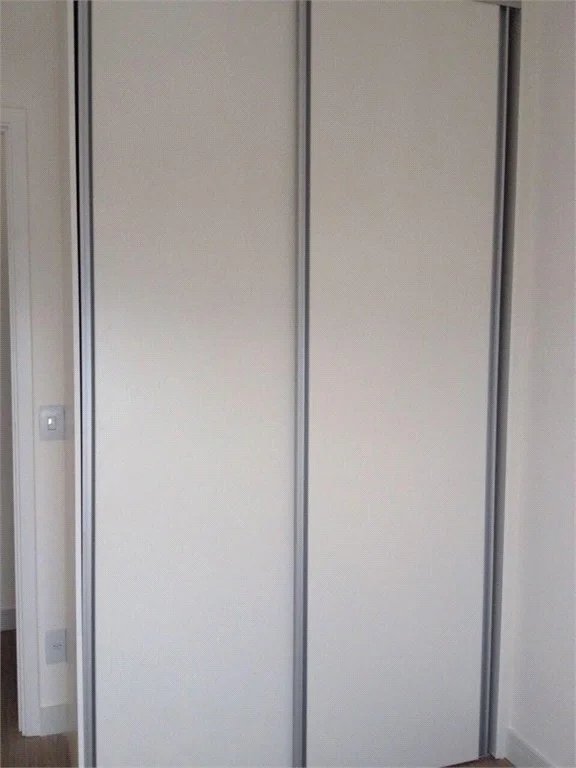 Apartamento à venda com 3 quartos, sendo 1 suíte,  em Jardim Parque Morumbi, São Paulo, SP