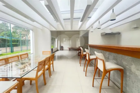 Apartamento à venda com 2 quartos, sendo 1 suíte,  em Indianópolis, São Paulo, SP